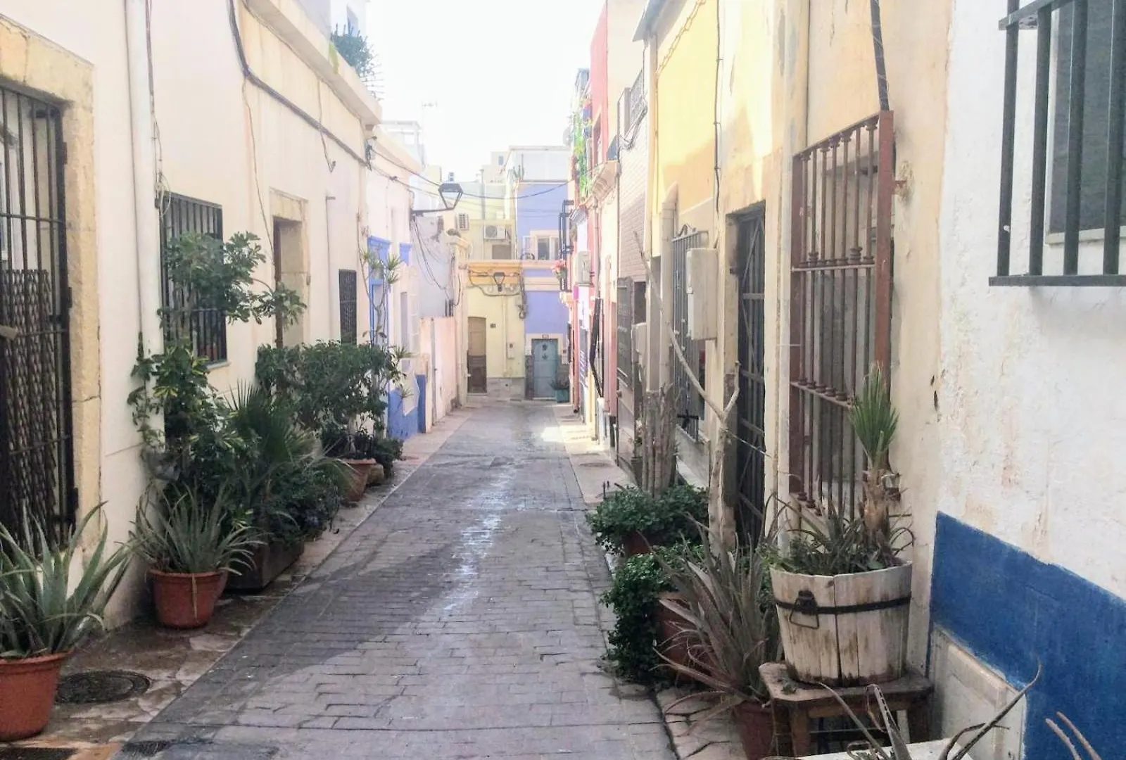 Casita La Paloma Bonita De Pescador En El Casco Antiguo La Medina Parking Privado Y Sabanas En Opcion 0*, Almería
