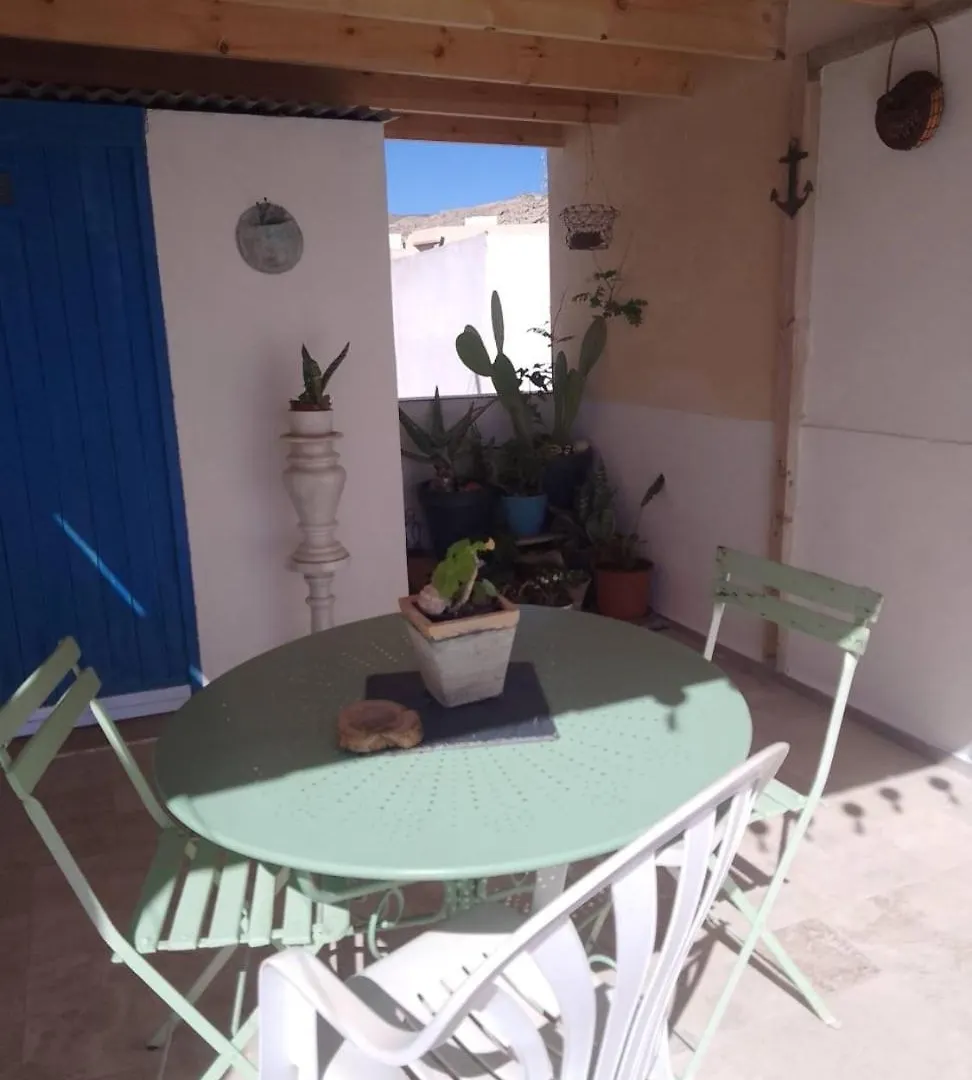 Casita La Paloma Bonita De Pescador En El Casco Antiguo La Medina Parking Privado Y Sabanas En Opcion Holiday home Almeria
